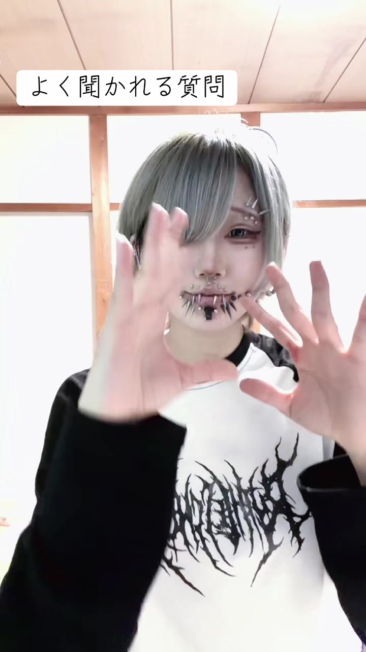 @もてて