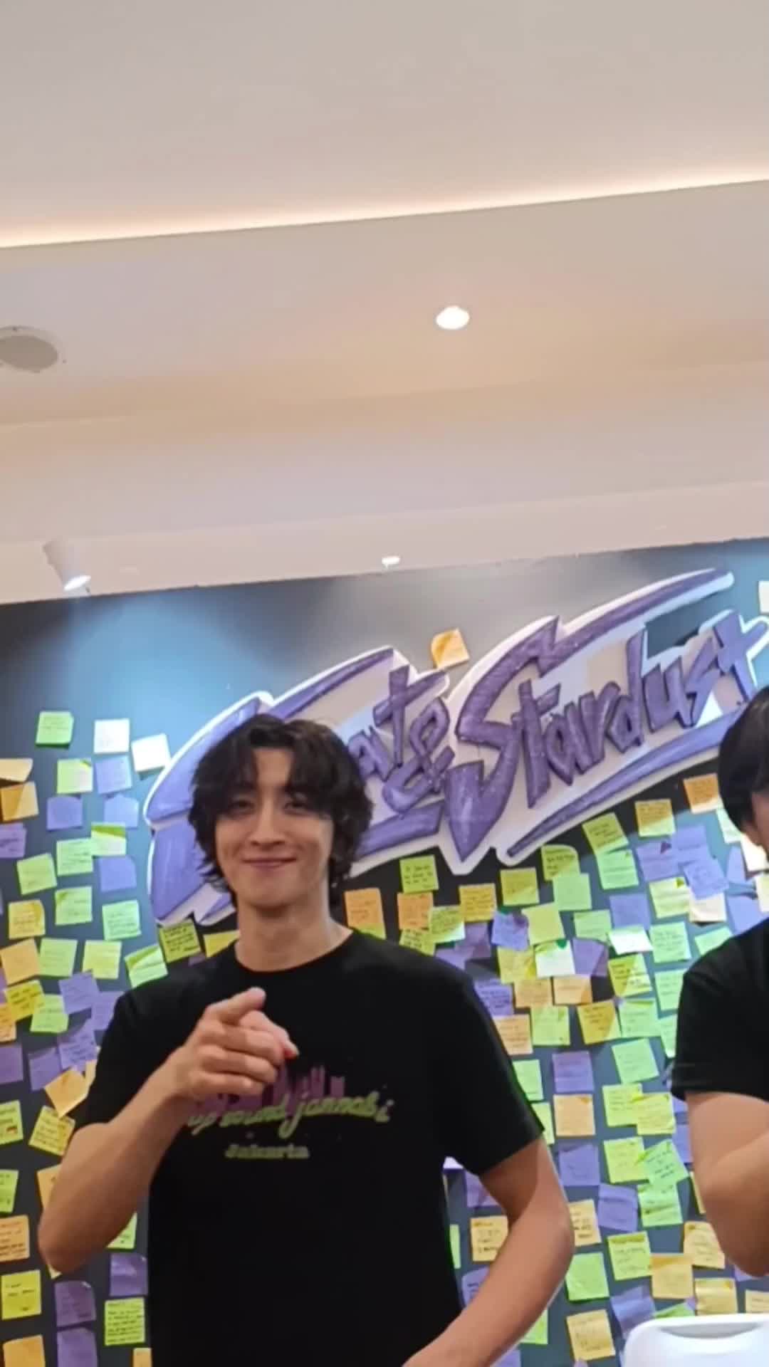 @dee
