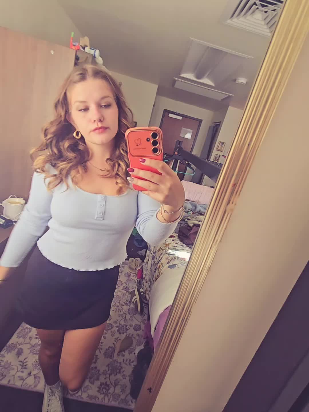 @ava™