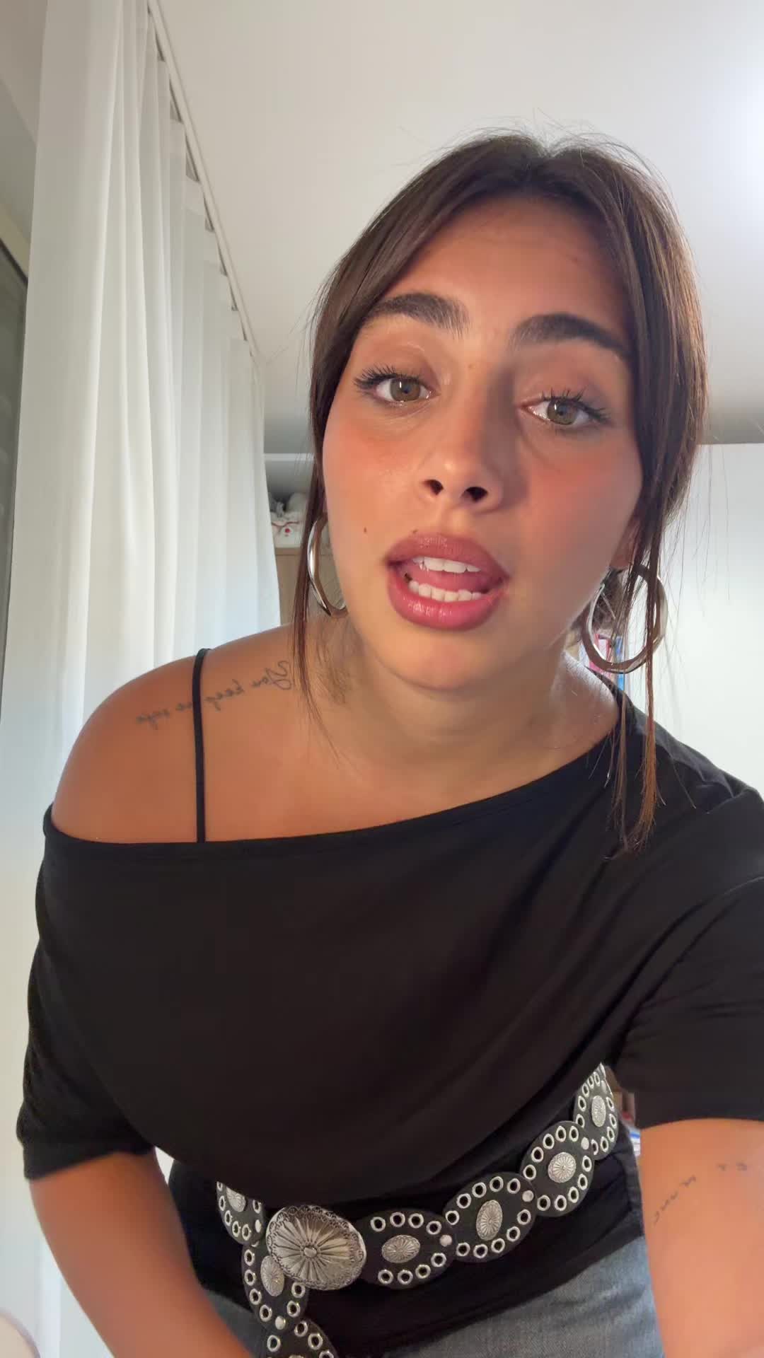@apollineo
