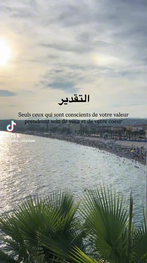 @عائلة سعيدة
