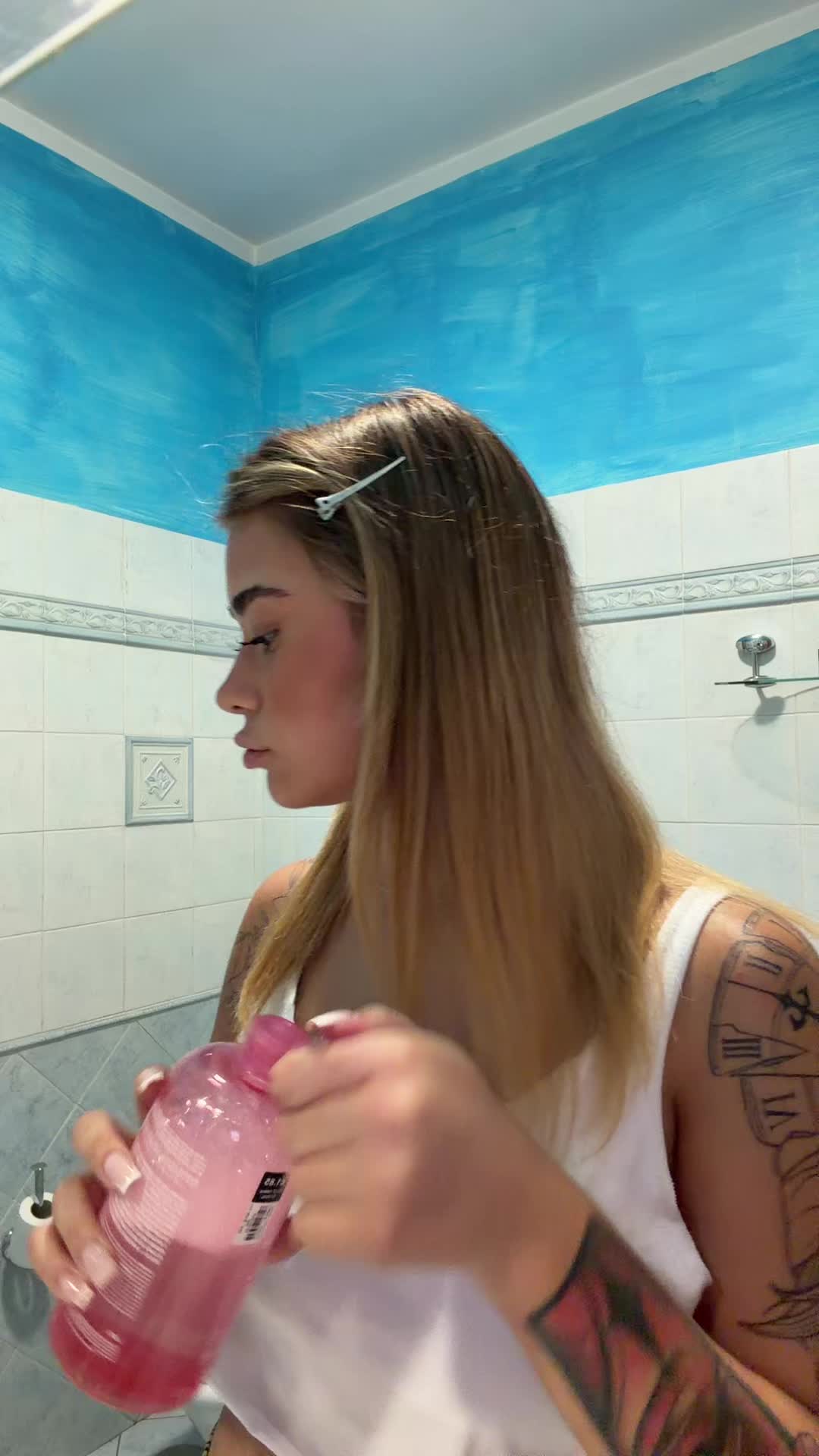 @asiaaapirro