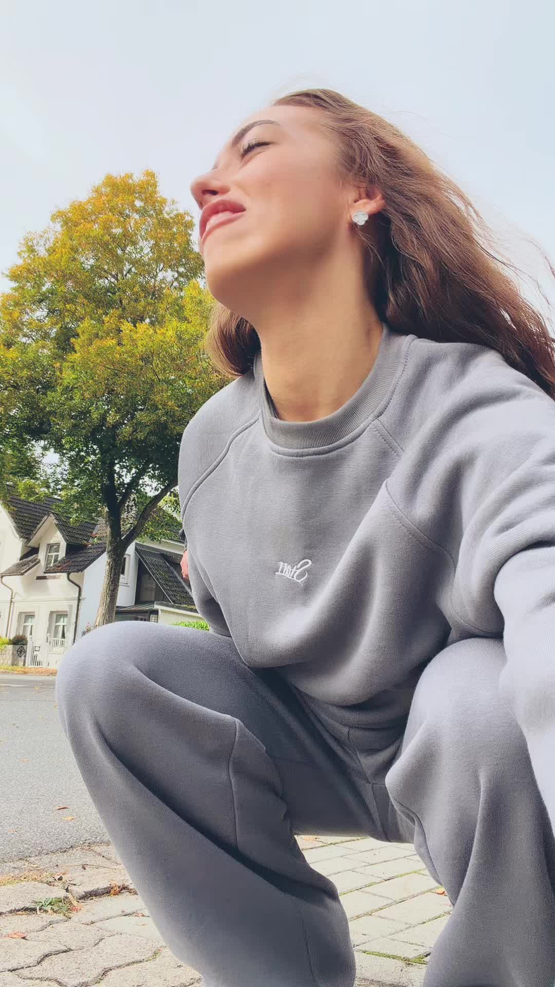 @Olleggovnaaa__