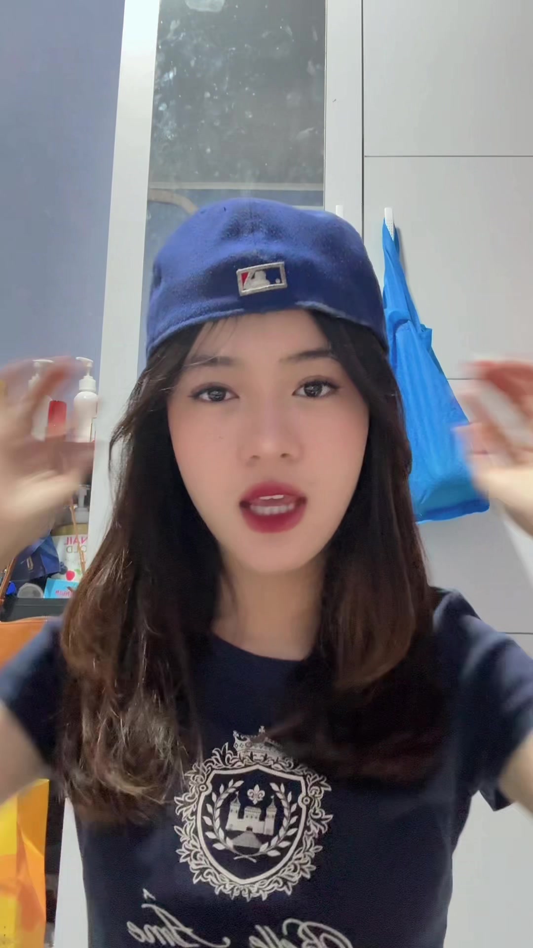 @tjia