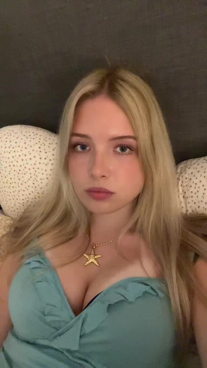 @👸