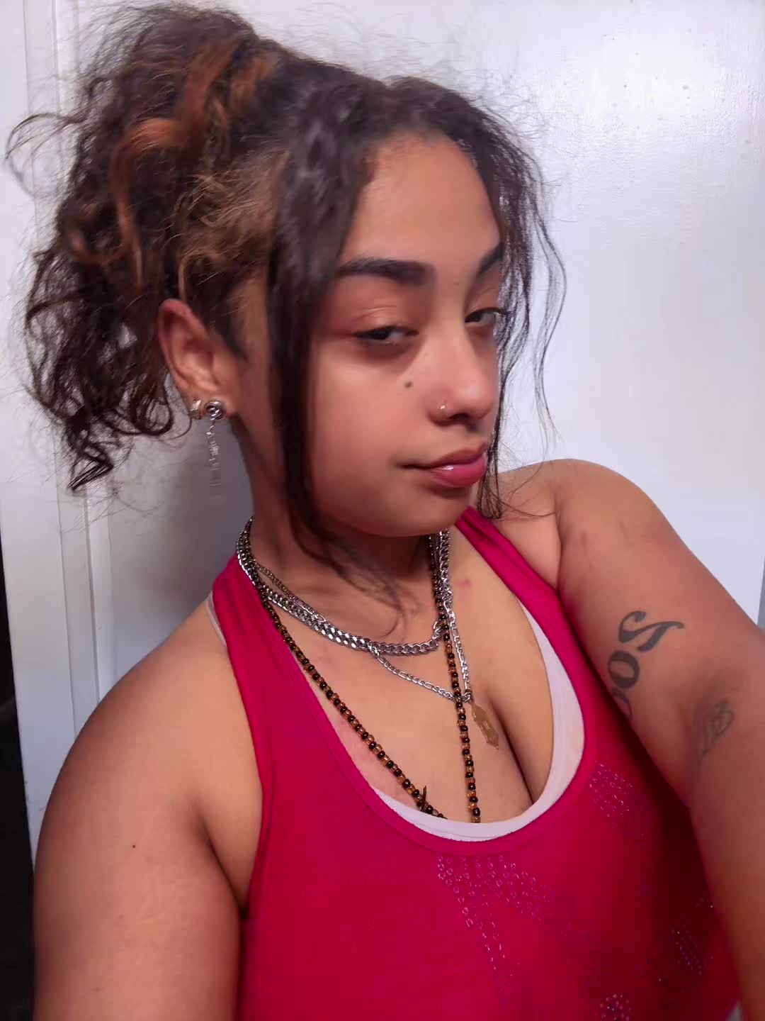 @Nikki