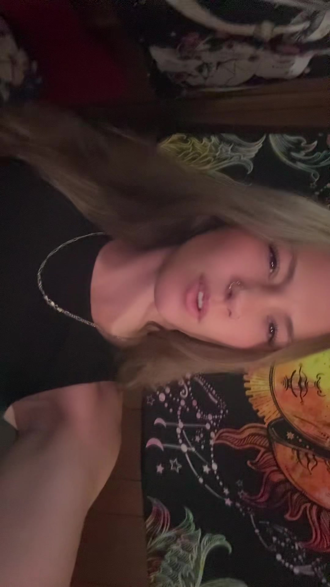 @Chloe