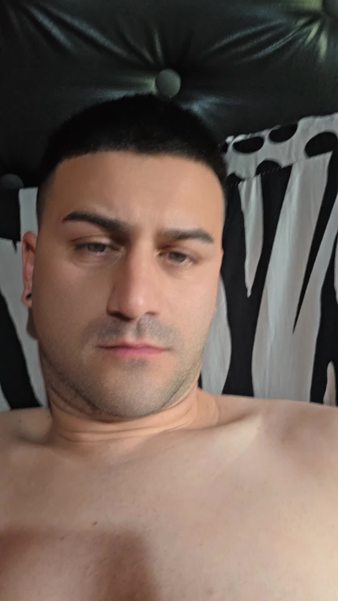 @ruchyy