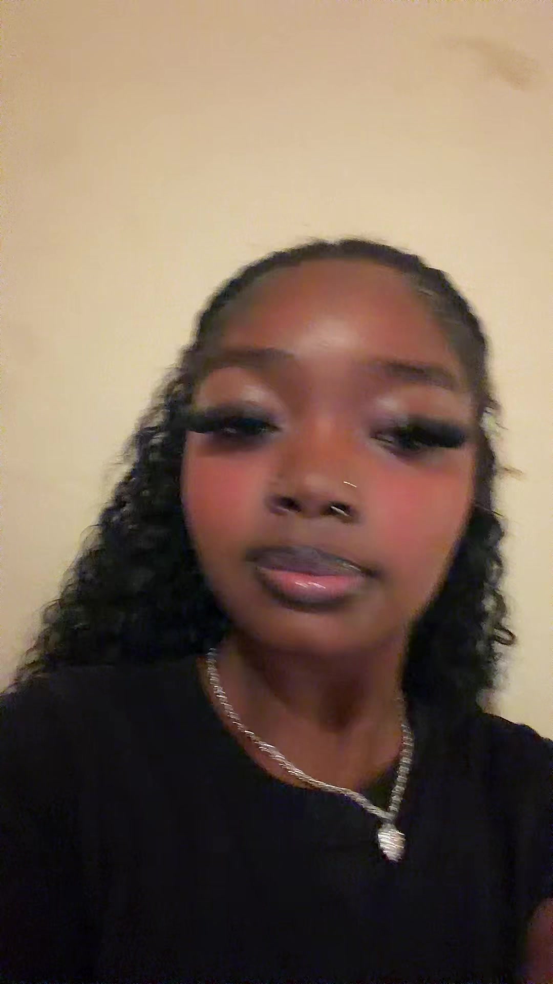 @lovelynii_