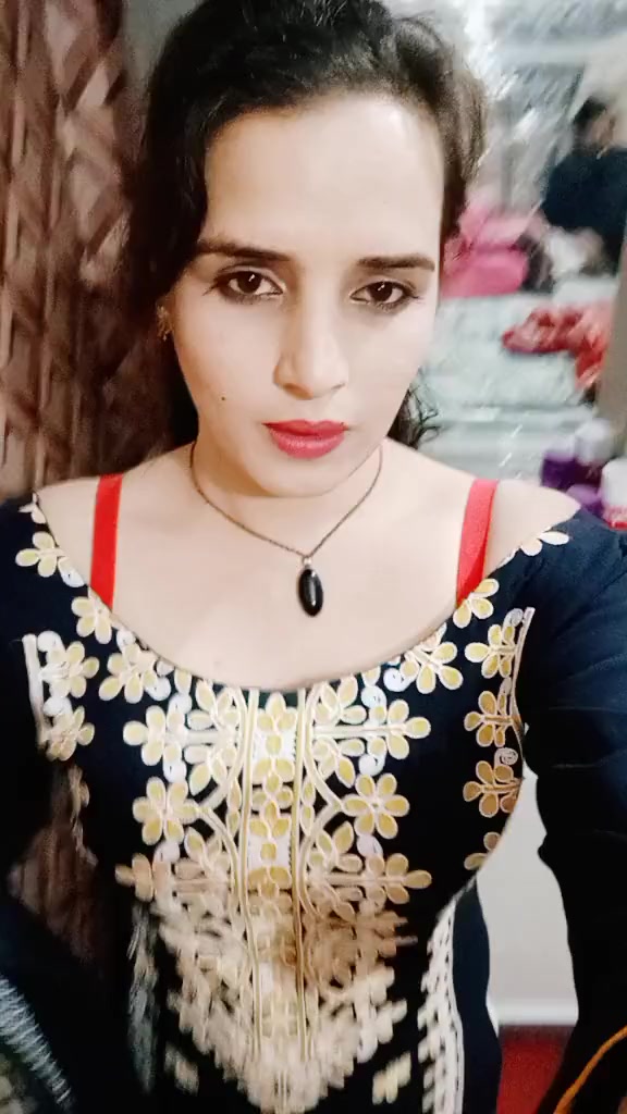 @chandni 💋❤️🍷