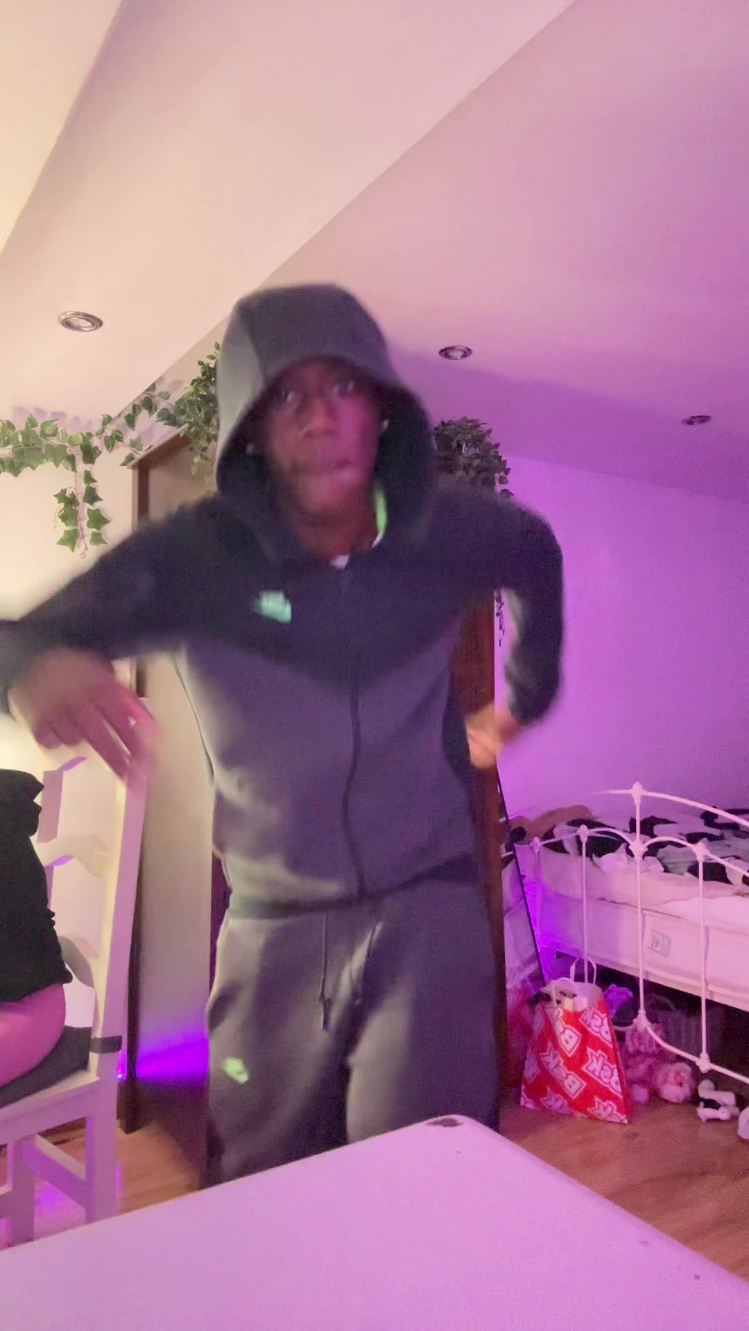@Sevz™️