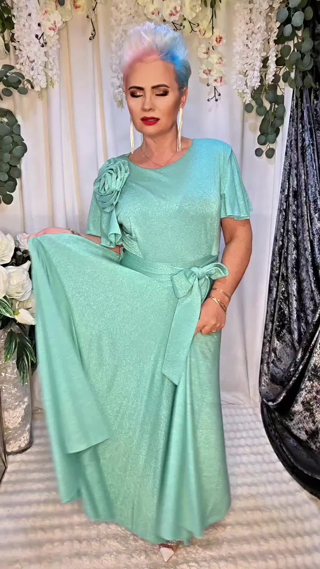 @vivien_salonsukienślubnych