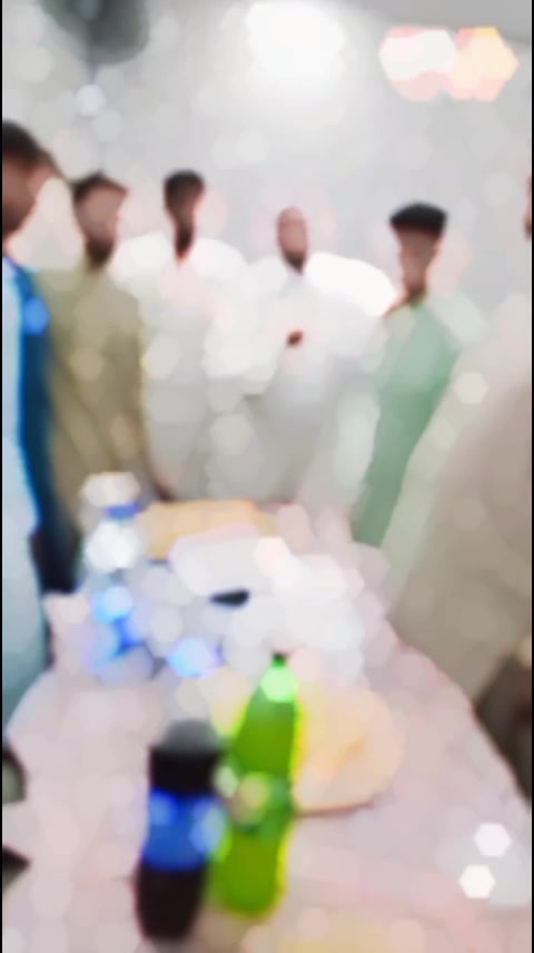 @zain khokhar😊🤨