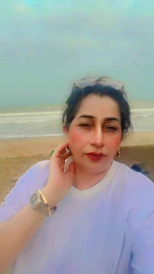 @Explorewithshakila