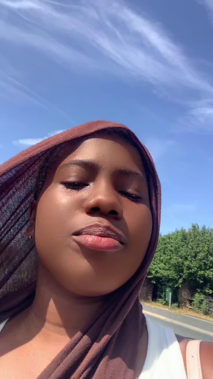 @🌸~<Tia🥹🦋💕