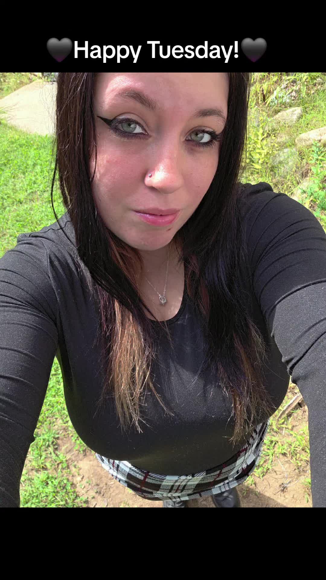 @your_local_emo_lady
