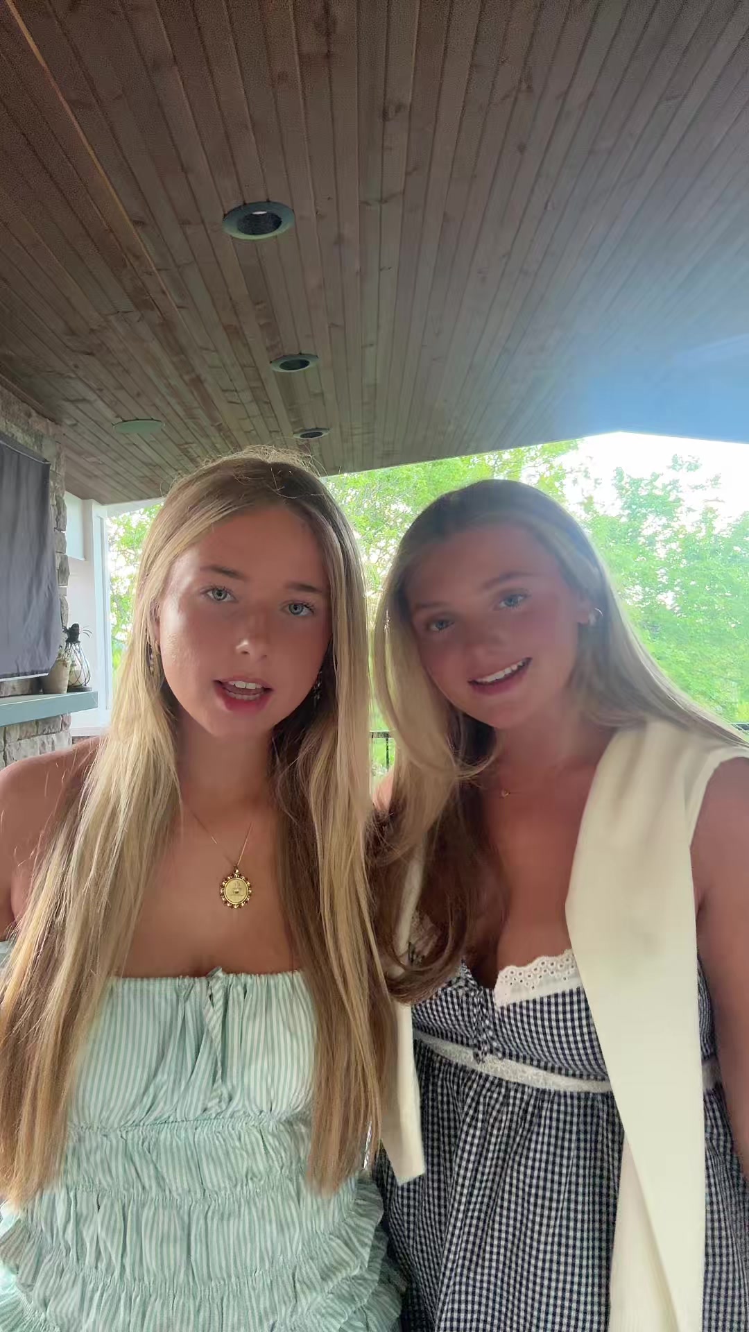 @poppy_hill_