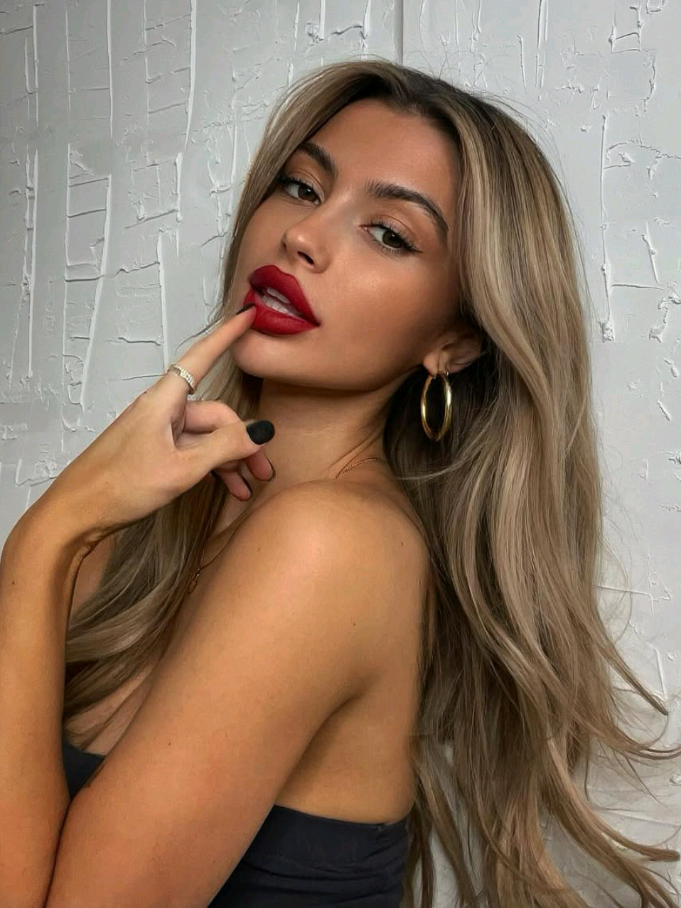 @𝗡𝗲𝗵𝗶𝗿𝗶𝗻 𝗥𝘂𝗷𝘂💄