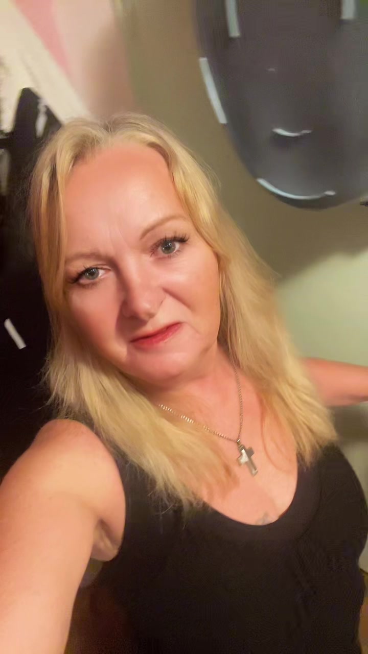 @Ellen ü50