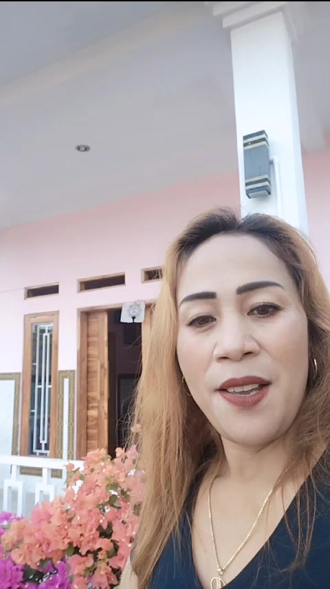 @putu_resika
