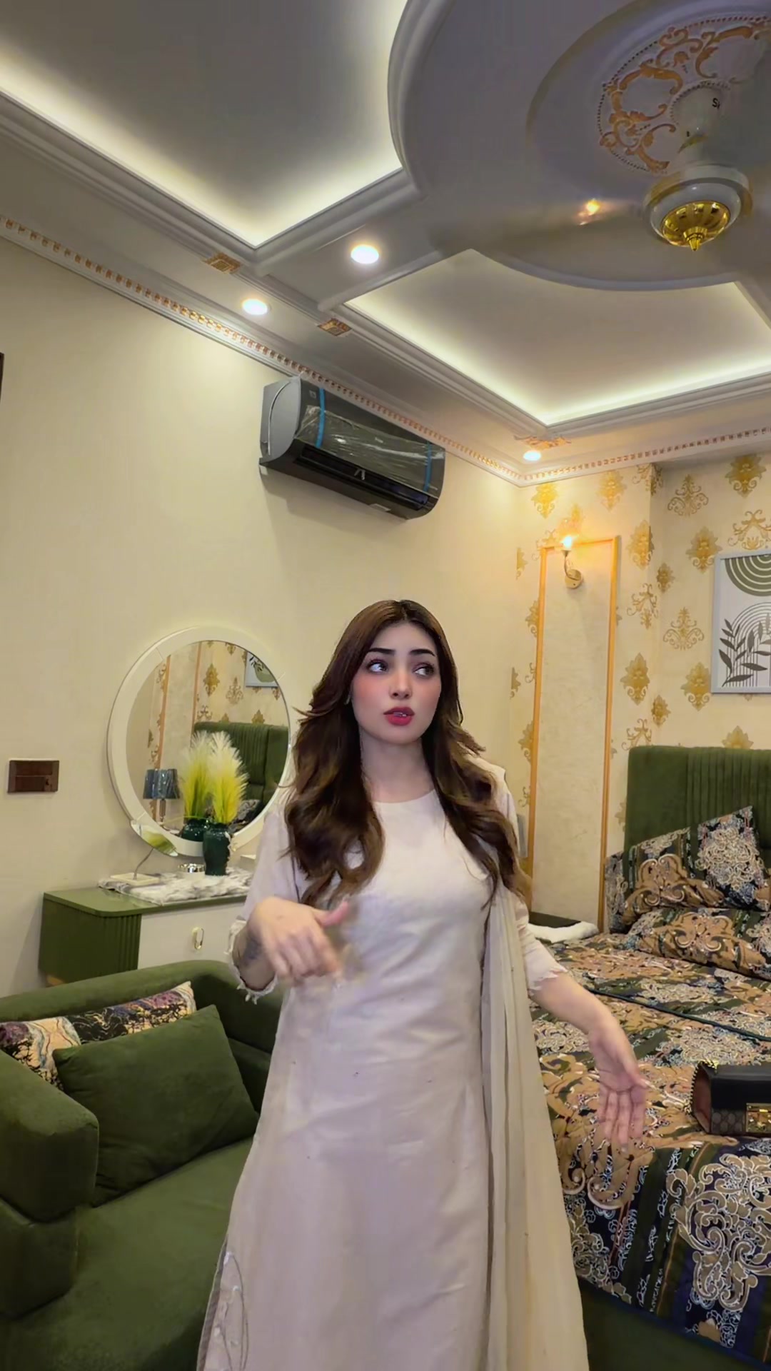 @Mehreen Malik
