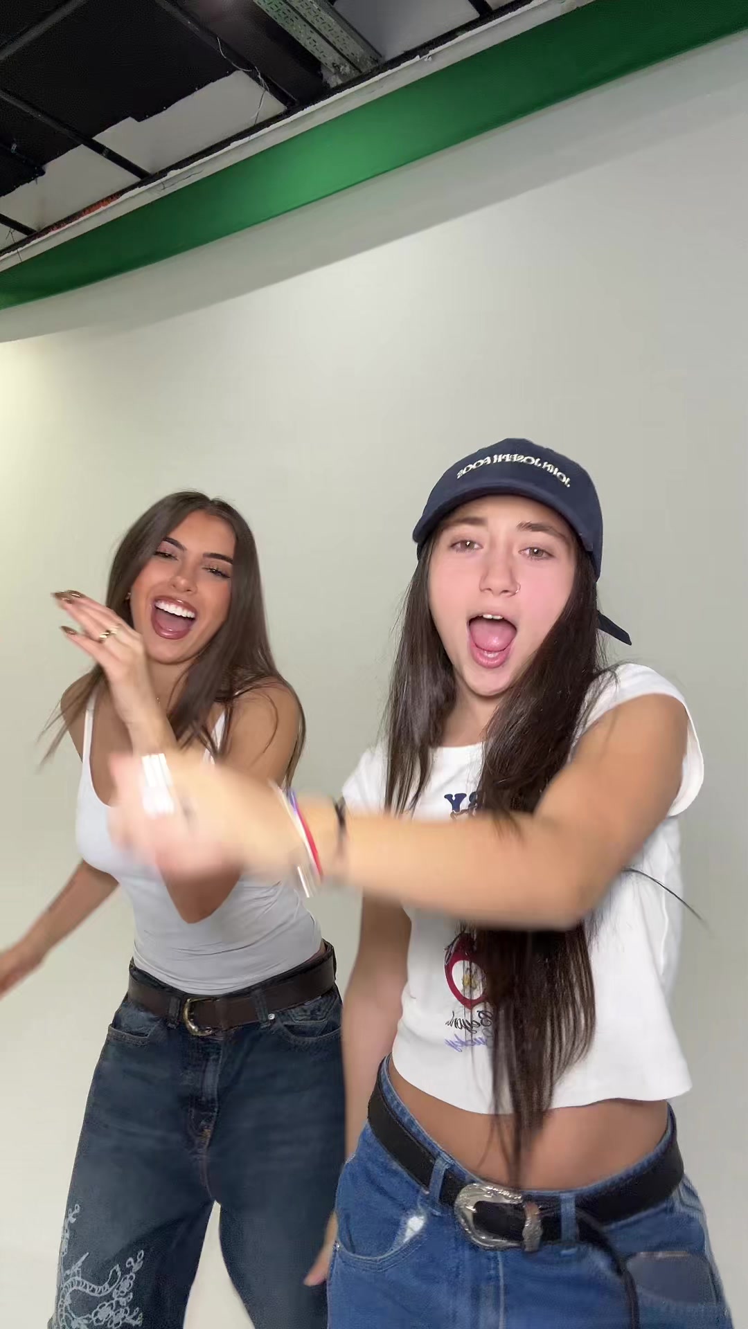 @Ariadna Leyes