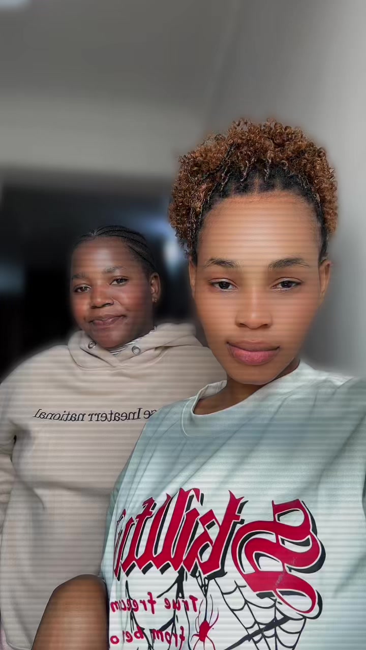 @Naomy