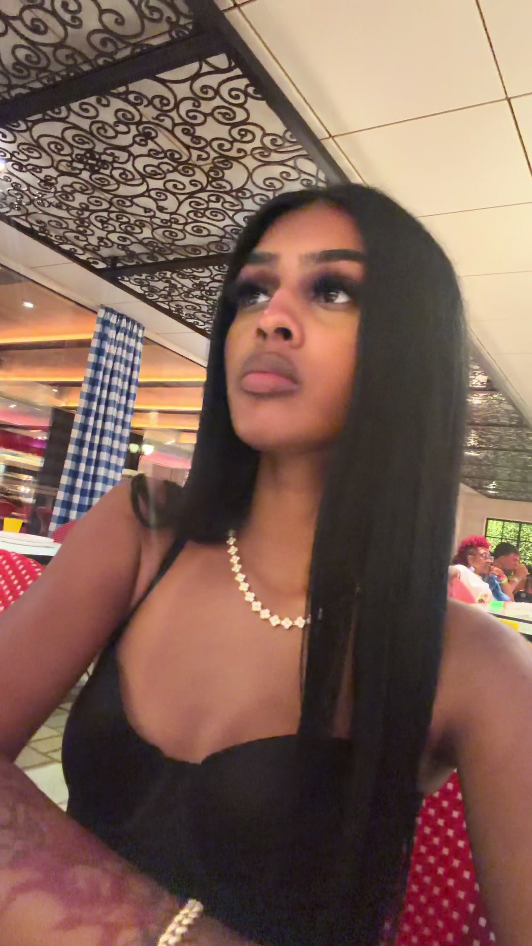 @5starr.ivana