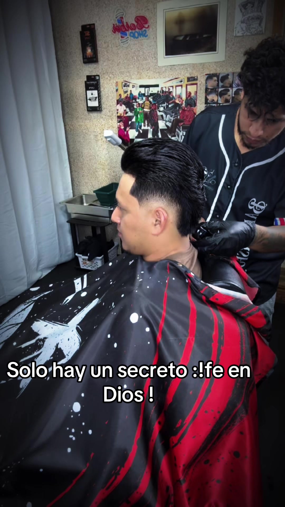 @Isa&iacute; barber