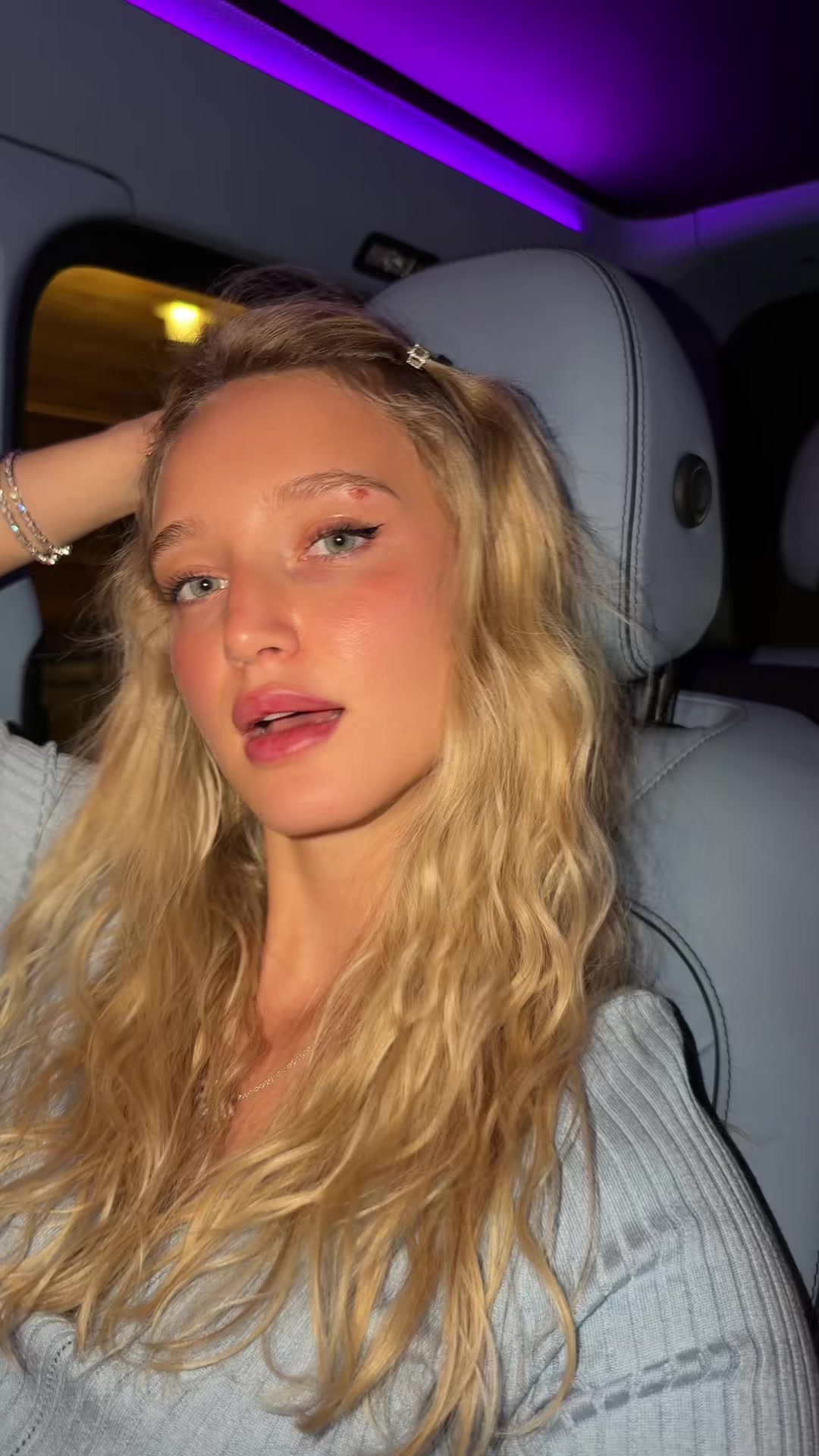 @Eva