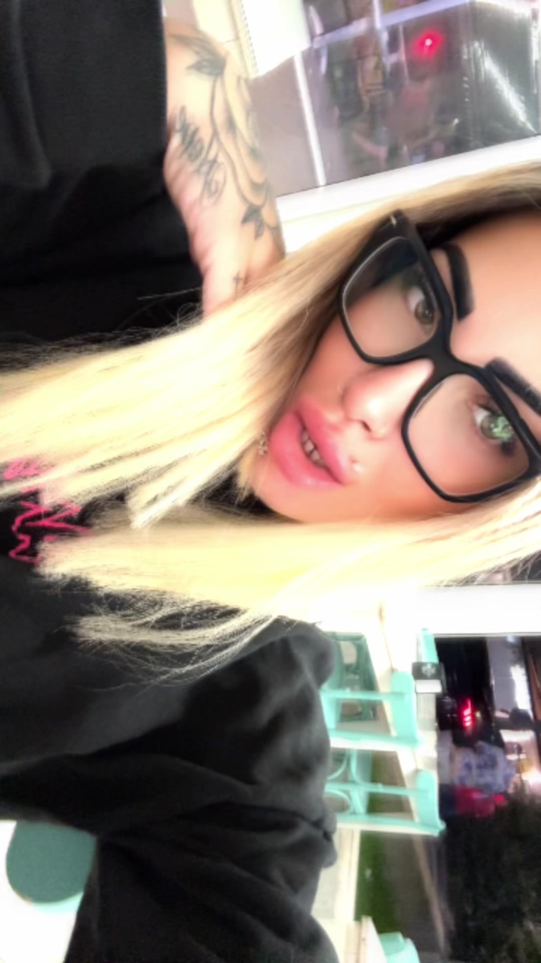 @ERIKA🖤