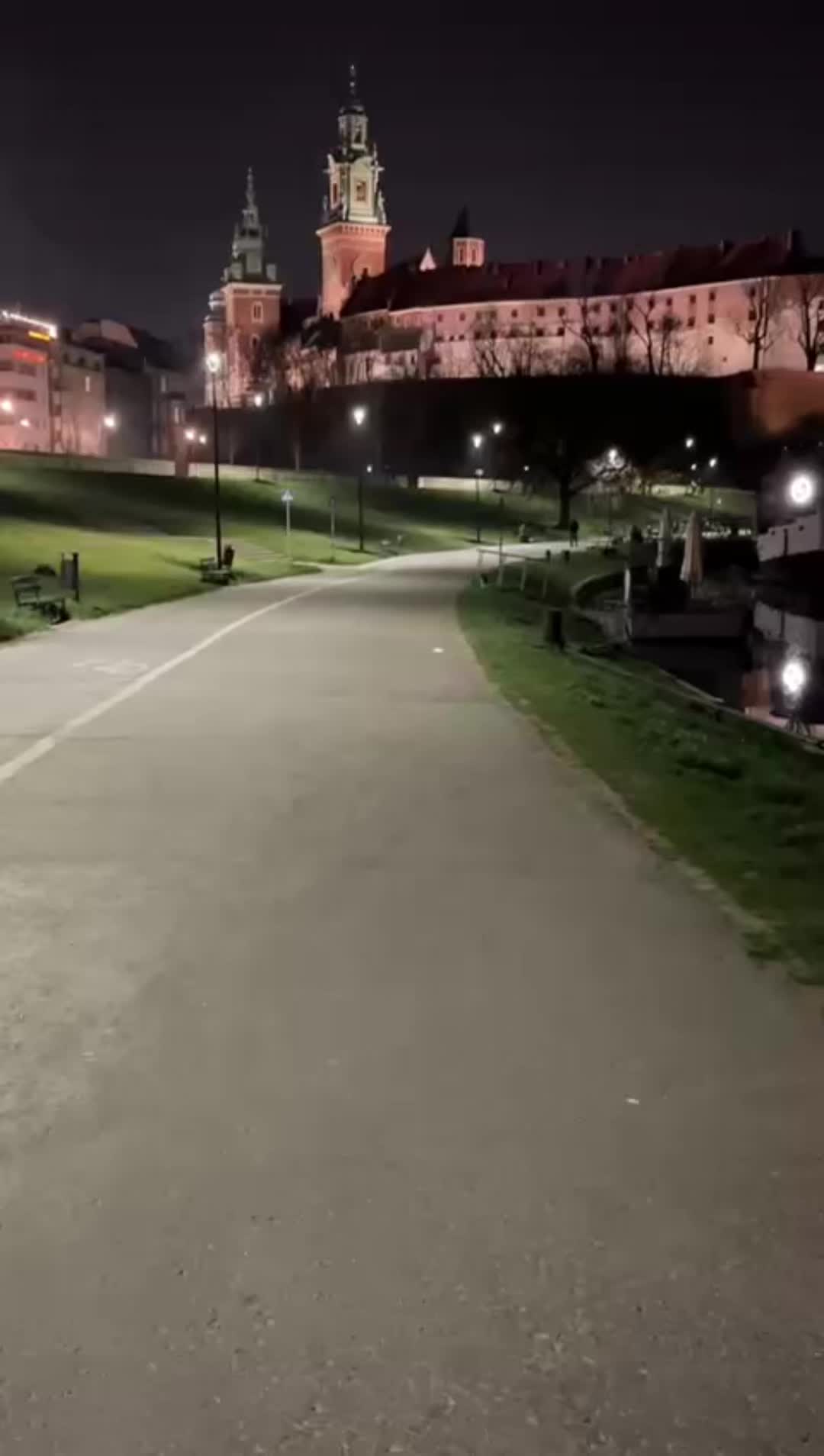 @Ks. Wojciech Nowak