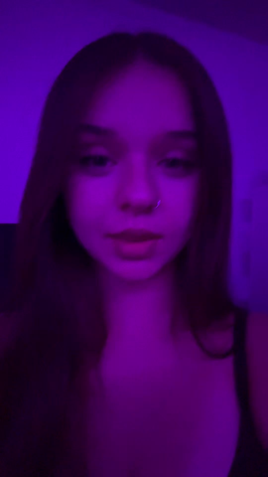 @zuvanxar_