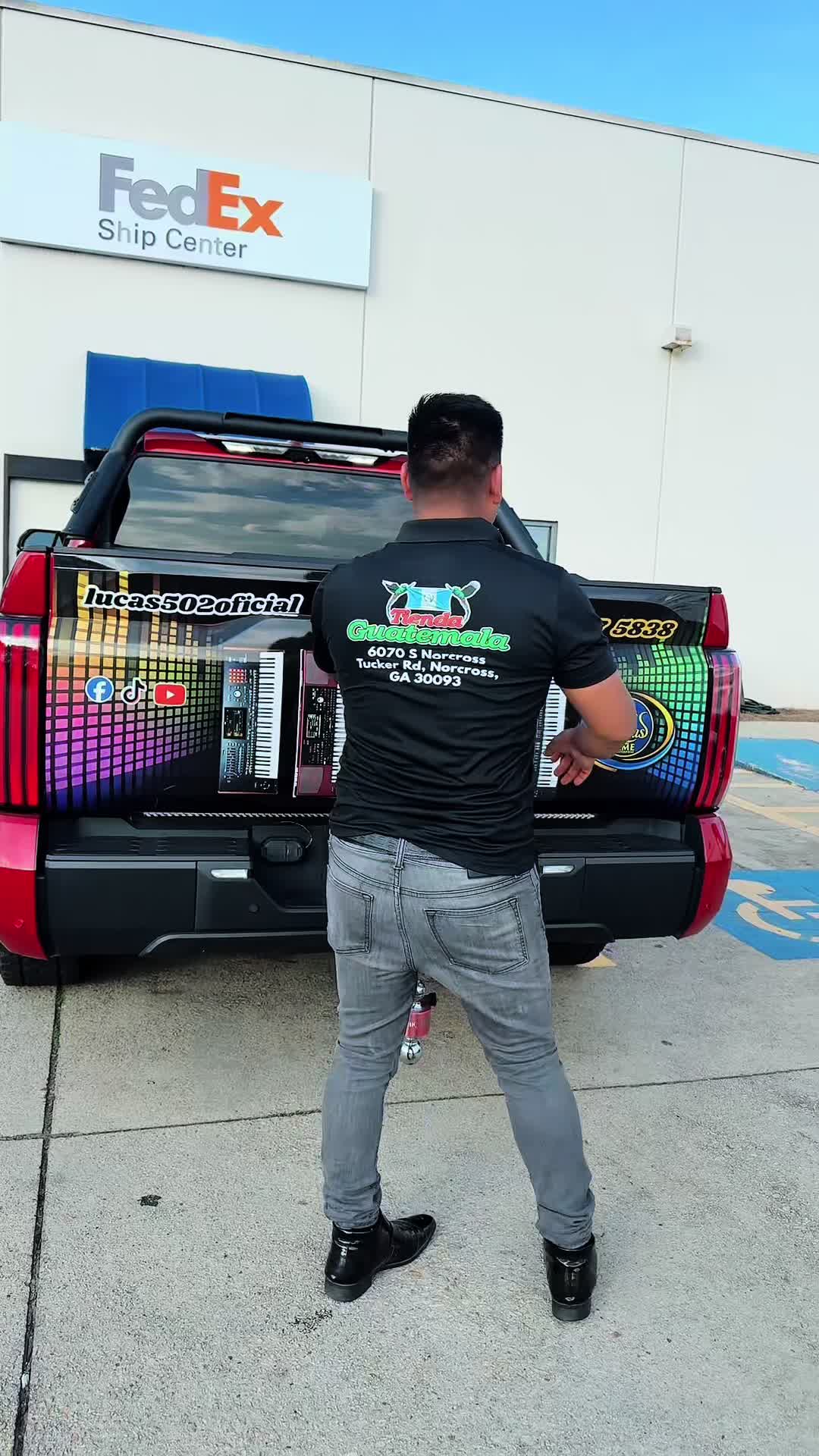 @Lucas502