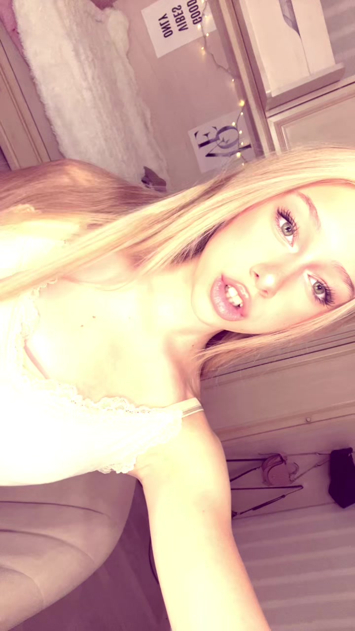 @Элечка👼🏽