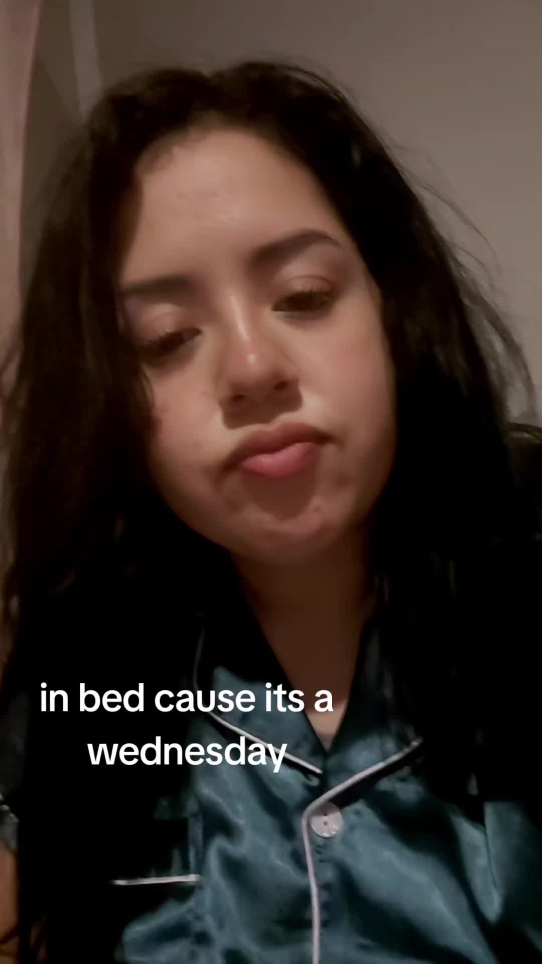 @bella