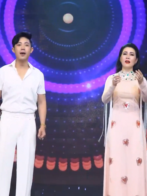 @Nam Việt Bolero