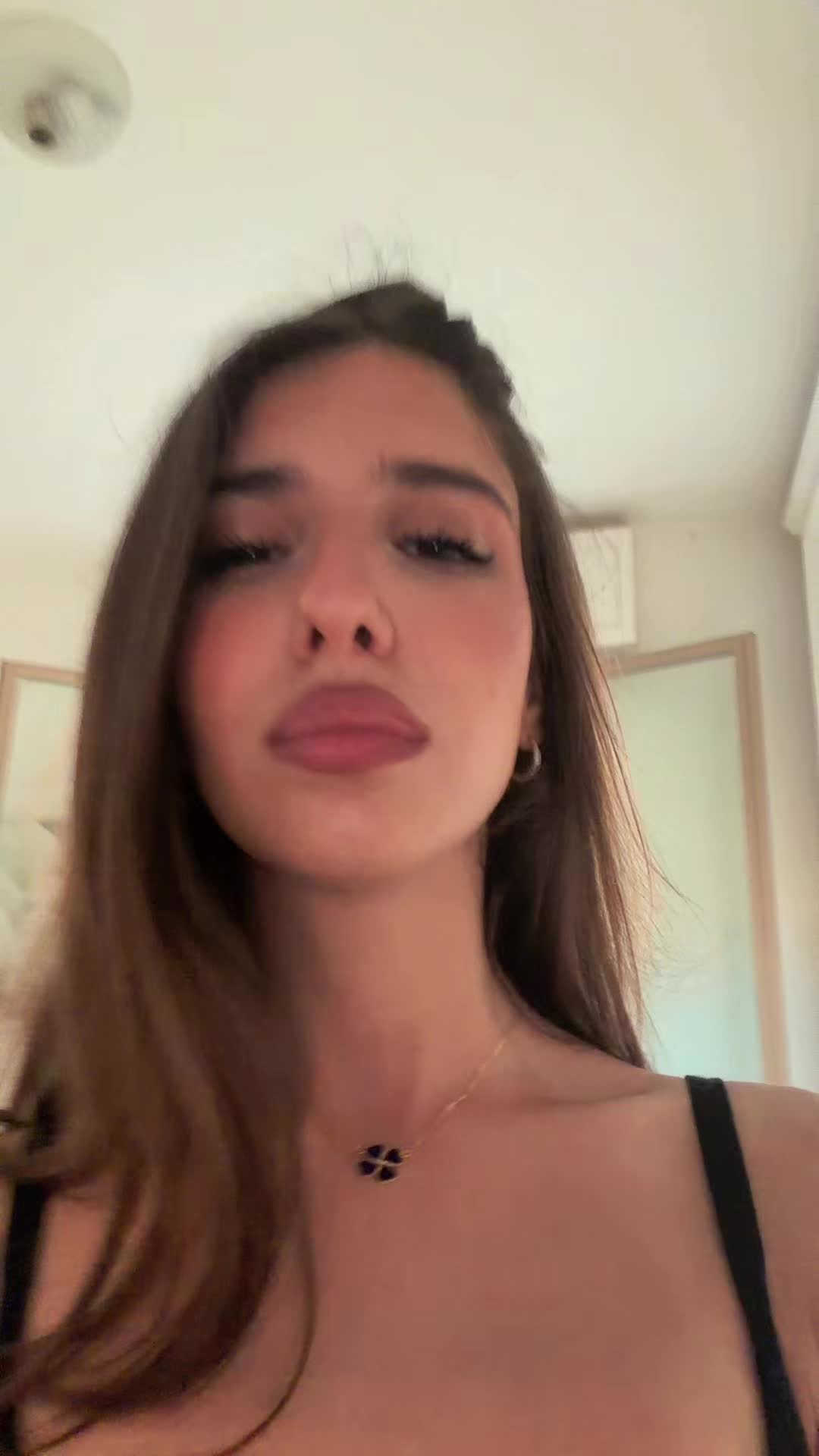 @Lucrezia