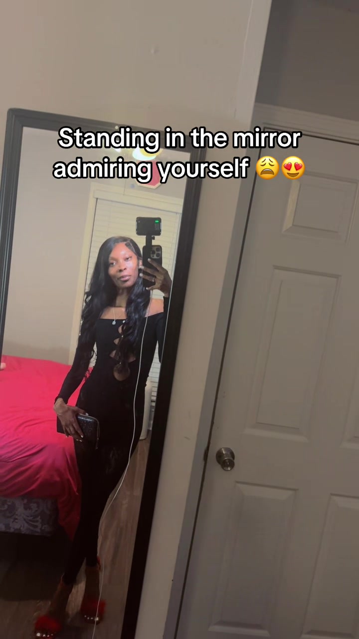 @therealmacariaa