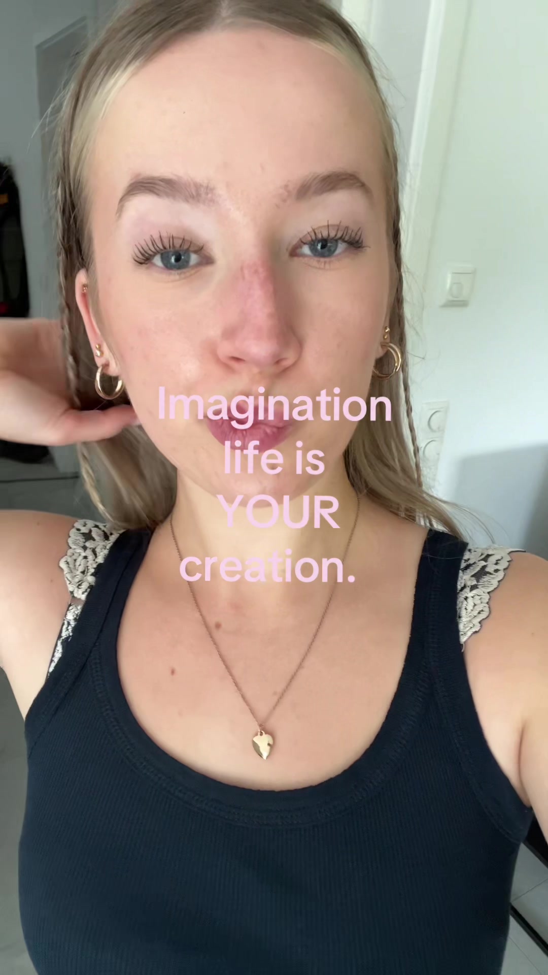 @Elina