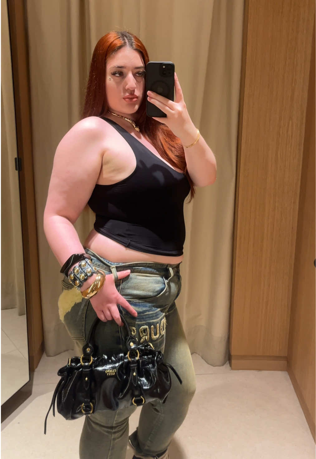 @adelynapeci