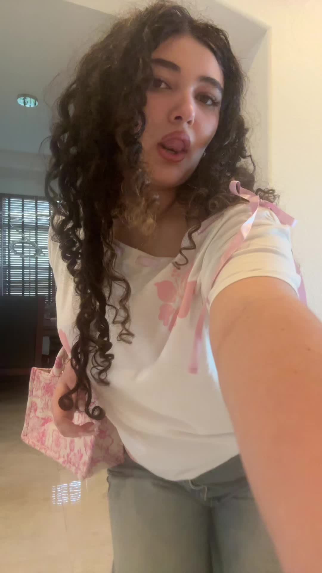 @Arielspam