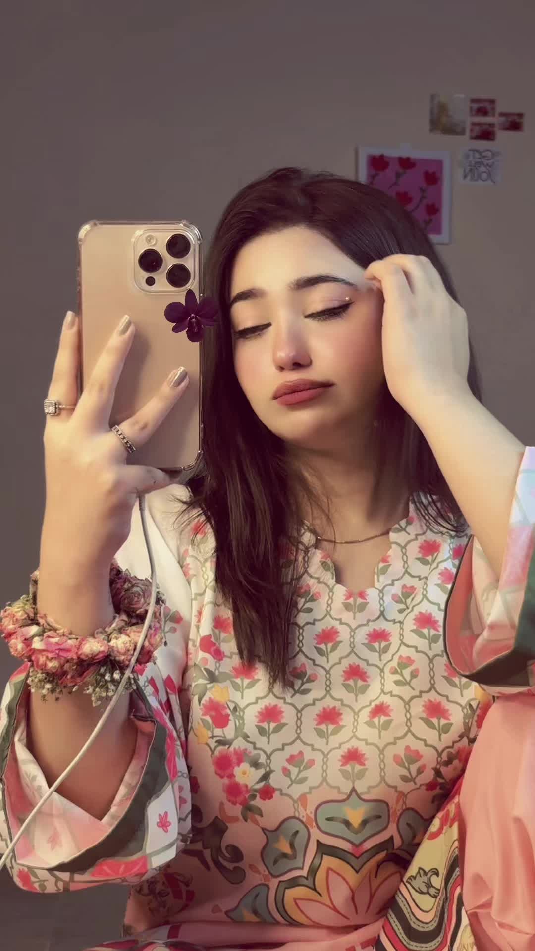 @GUL BAHAR 🥀