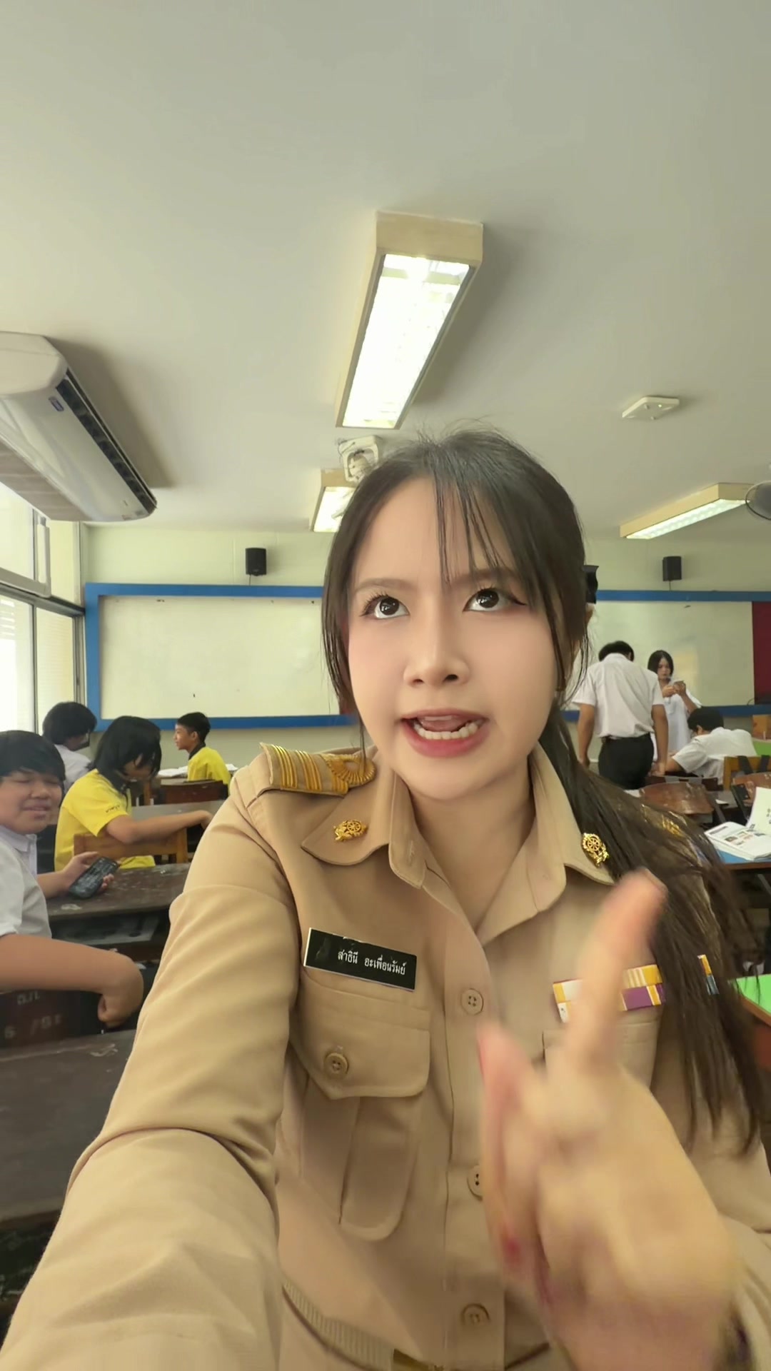@ครูแองจี้คนดีคนเดิม