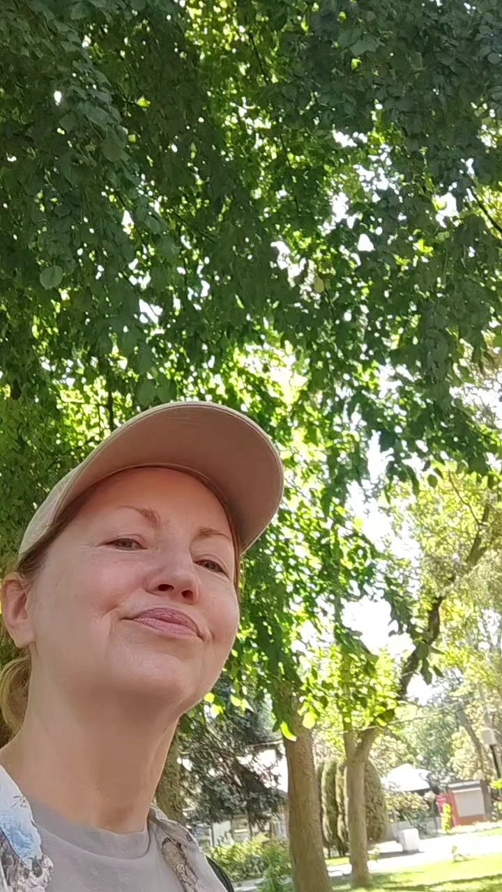 @Eleonora
