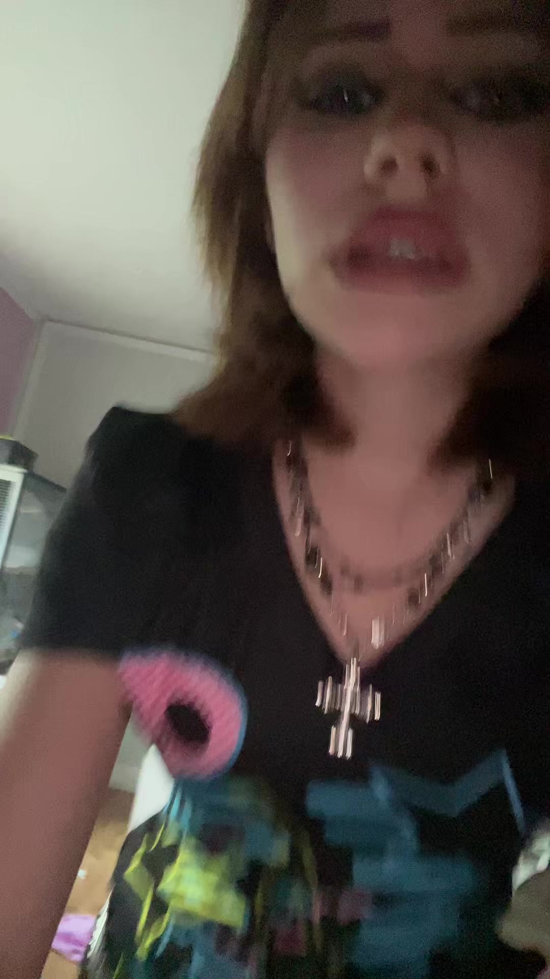 @SomeoneIguess?