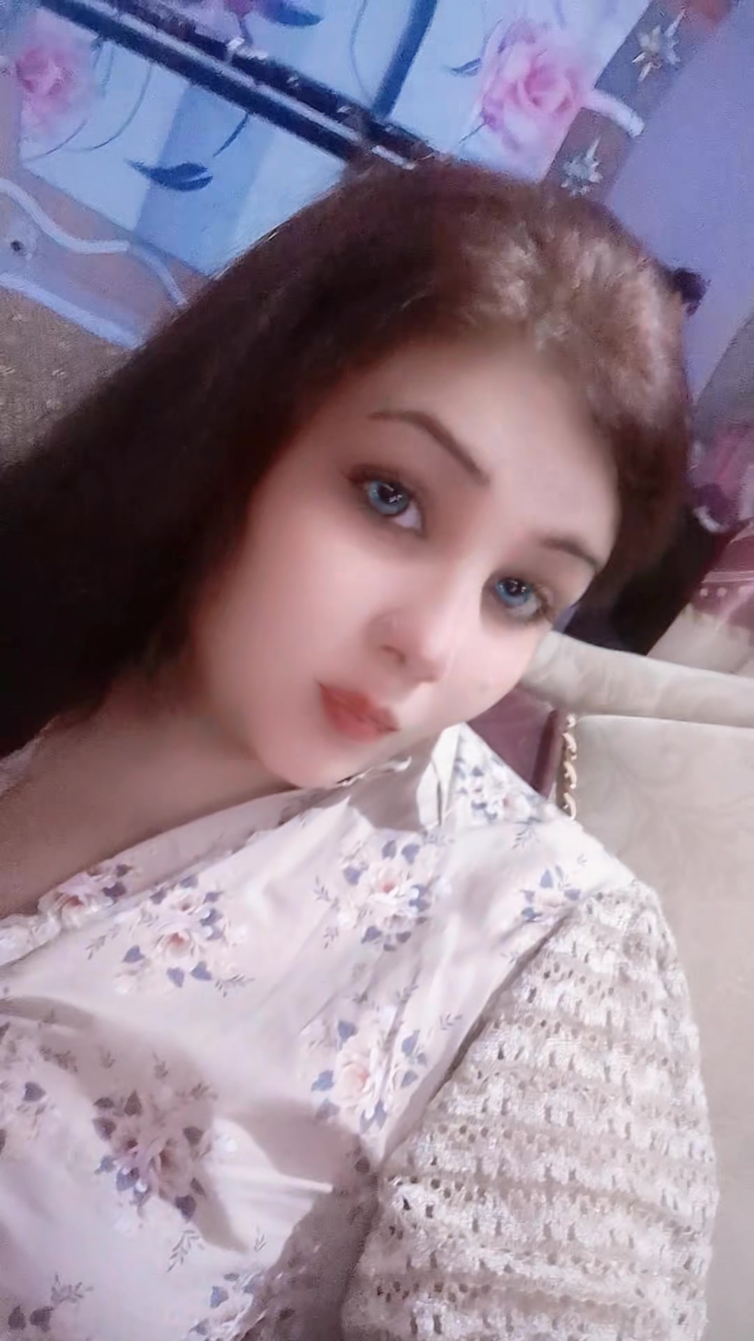 @Asia😘😍🥰