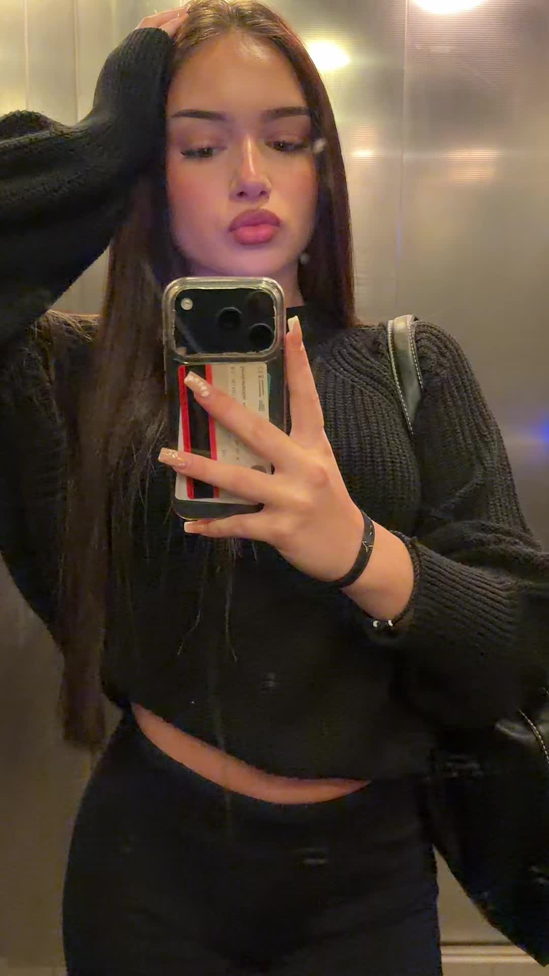 @aleyna