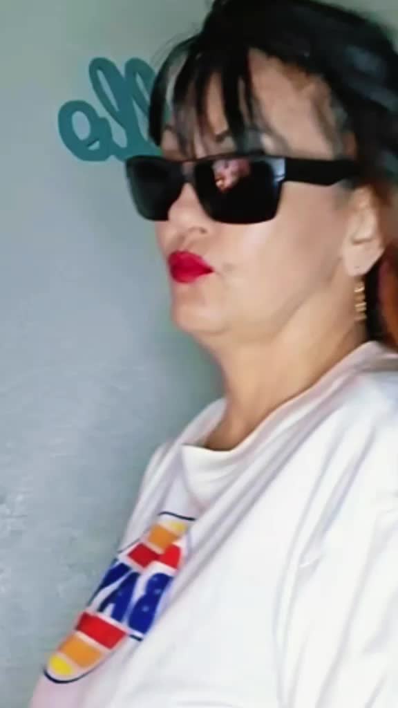 @MonaLove
