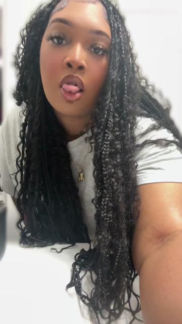 @the_prettychinadoll